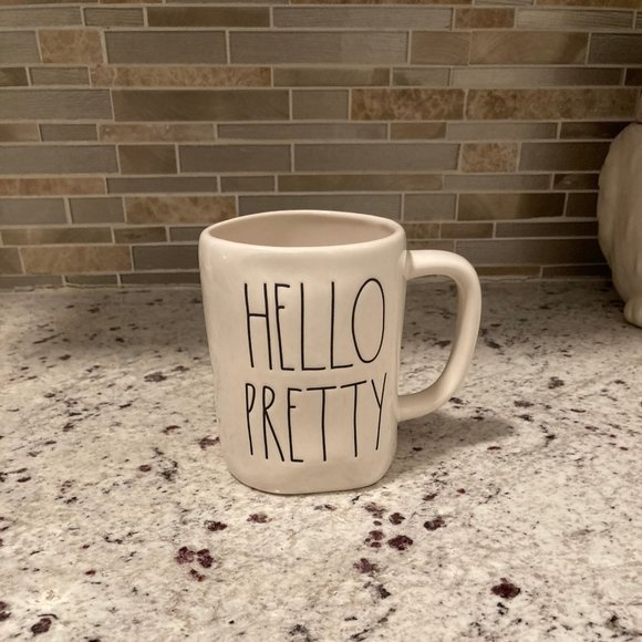 Rae Dunn Hello Pretty Mug - Picture 1 of 4